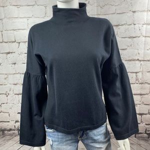 Vineyard Vines Small Black Pullover Bell Sleeve Sweater Like New